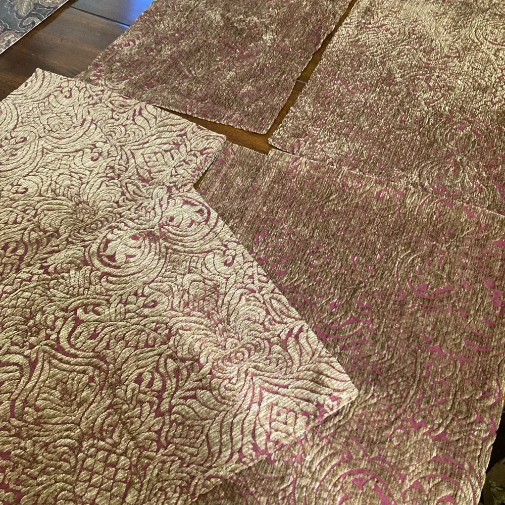 Luxurious Burgundy and Gold Damask Placemat - set of 8 plus 1 larger piece